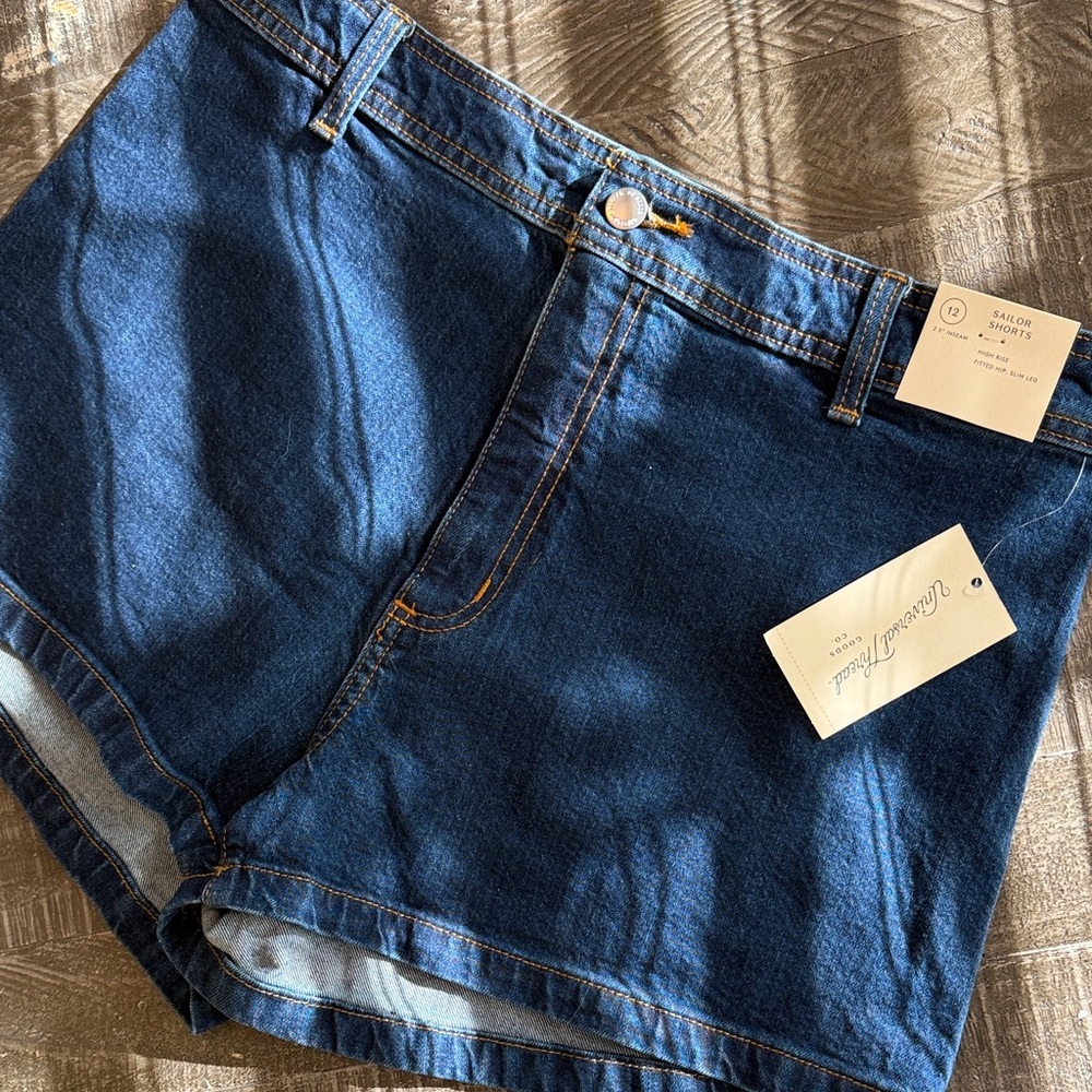 Universal Threads 12 Sailor Jean Shorts High Rise NWT